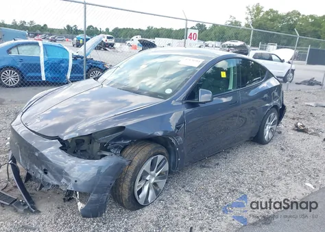 2021 Tesla Model Y Long Range Dual Motor All-Wheel Drive from USA, damaged, VIN 5YJYGDEE1MF083326